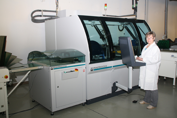 Stetige Investitionen in Technik. Direktbelichter der Schweizer Printprocess.